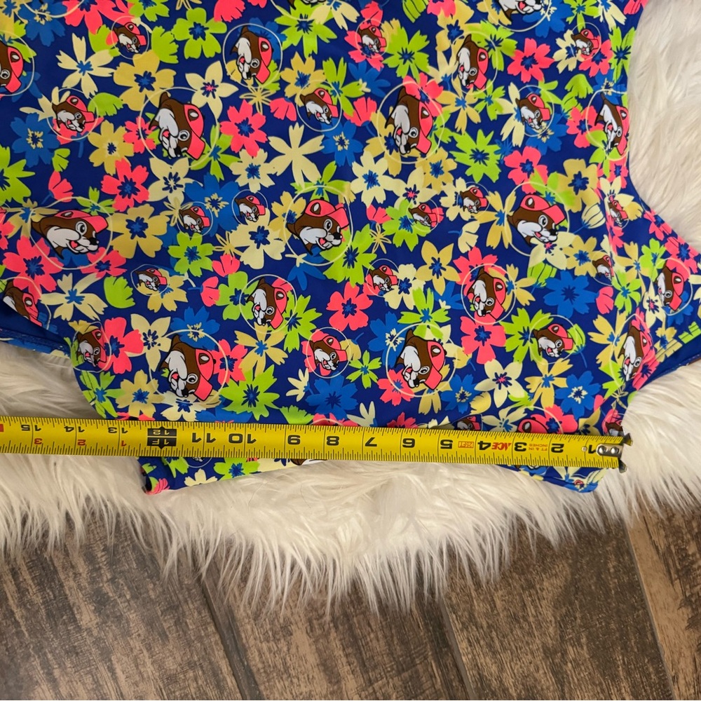 Buc-ee’s Size 2X‎ Blue Neon Floral Beaver Logo One Piece Swimsuit - Picture 10 of 10
